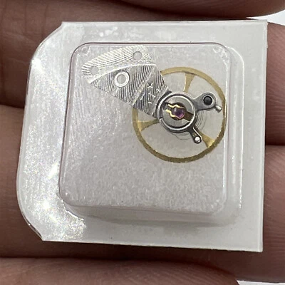 Rueda de equilibrio completa con férula para movimiento Tianjin Seagull ST16 hecho en China Foto 1 de 2