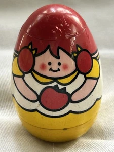 Weebles Girl Holding Apple Hasbro 1973 Vintage Rare 2 inches - Picture 1 of 8