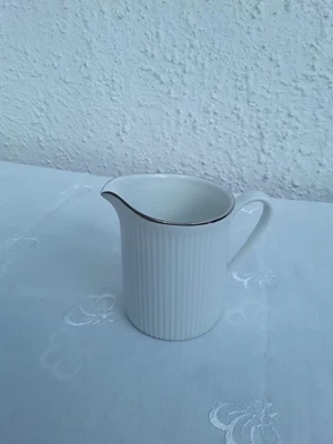 ARZBERG - Secunda 2075 weiß mit Platinrand - Milchkännchen - unbenutzt - Bild 1 von 4