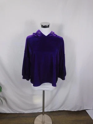 Sudadera con Capucha Zara Trafaluc Para Mujer Mediana Púrpura Terciopelo Recortada Calce Cuadrado TRF Foto 1 de 4