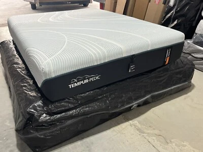 New Tempurpedic ProAdapt Pro Adapt 2.0 Firm Queen Mattress FREE SHIPPING $3,399 - Image 1 of 4