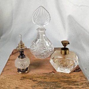 Lot of 3 Vintage Crystal Glass Perfume Bottles Various Sizes & Shapes - Picture 1 of 8