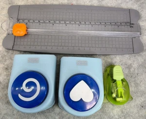 Marvy Uchida (Herz, Wirbel 2 Zoll) Ecke Papier Stanzer und Handwerk Borte Schneider - Bild 1 von 2