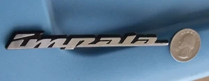 CHEVROLET IMPALA DASH 00-05 01 EMBLEM GLOVEBOX TRIM HORN STEERING WHEEL 10290600 - Picture 1 of 3