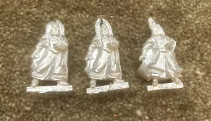 Warhammer 3 x guardie corte fontana - miniatura metallo LOTR - MESBG Gondor - - Foto 1 di 2