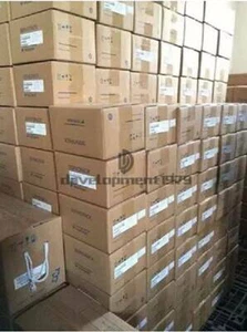 Ein Neu YASKAWA Servo Motor SGMAH-A5AAA41 SGMAHA5AAA41 - Bild 1 von 1