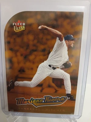 Tarjeta Medallón Mariano Rivera New York Yankees 2005 Fleer Ultra Gold #35 Salón de la fama Foto 1 de 3