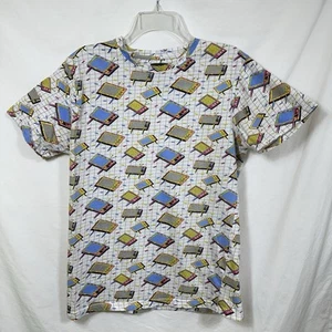 Camiseta Super Masiva Retro TV Televisión Años 90 Impresión Completa AOP Grande Camiseta L - Imagen 1 de 7