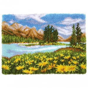 Vervaco Latch Hook Kit Rug Mountain Landscape - Picture 1 of 1