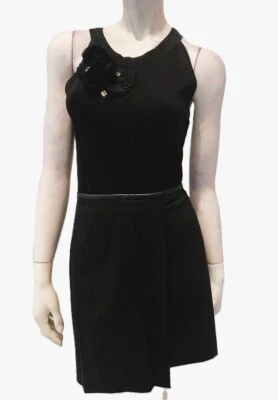 Minifalda Vince Camuto negra envolvente sintética con cintura de cuero (talla 6) nueva con etiquetas Foto 1 de 4