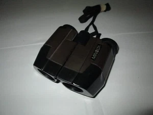 Compact MINOLTA 10 X 25 / 6.3 Degrees Folding BINOCULARS - EXCELLENT Condition! - Picture 1 of 5