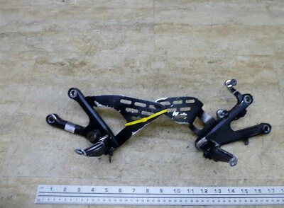2006 Yamaha YZF R6 R6S Y579-1. front foot pegs and brackets mounts - Image 1 of 4