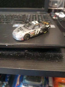 LOOSE, MATT KENSETH #17 TREX TAURUS, 2004 HOT WHEELS RACING 1:64 - Picture 1 of 7
