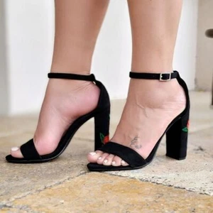 Women's Black Ankle Strap Chunky Heel Sandals - Picture 1 of 4