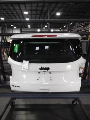 Used Deck Lid fits: 2018 Jeep Renegade wiper spoiler rear view camera privacy ti — 第 1/4 张图片