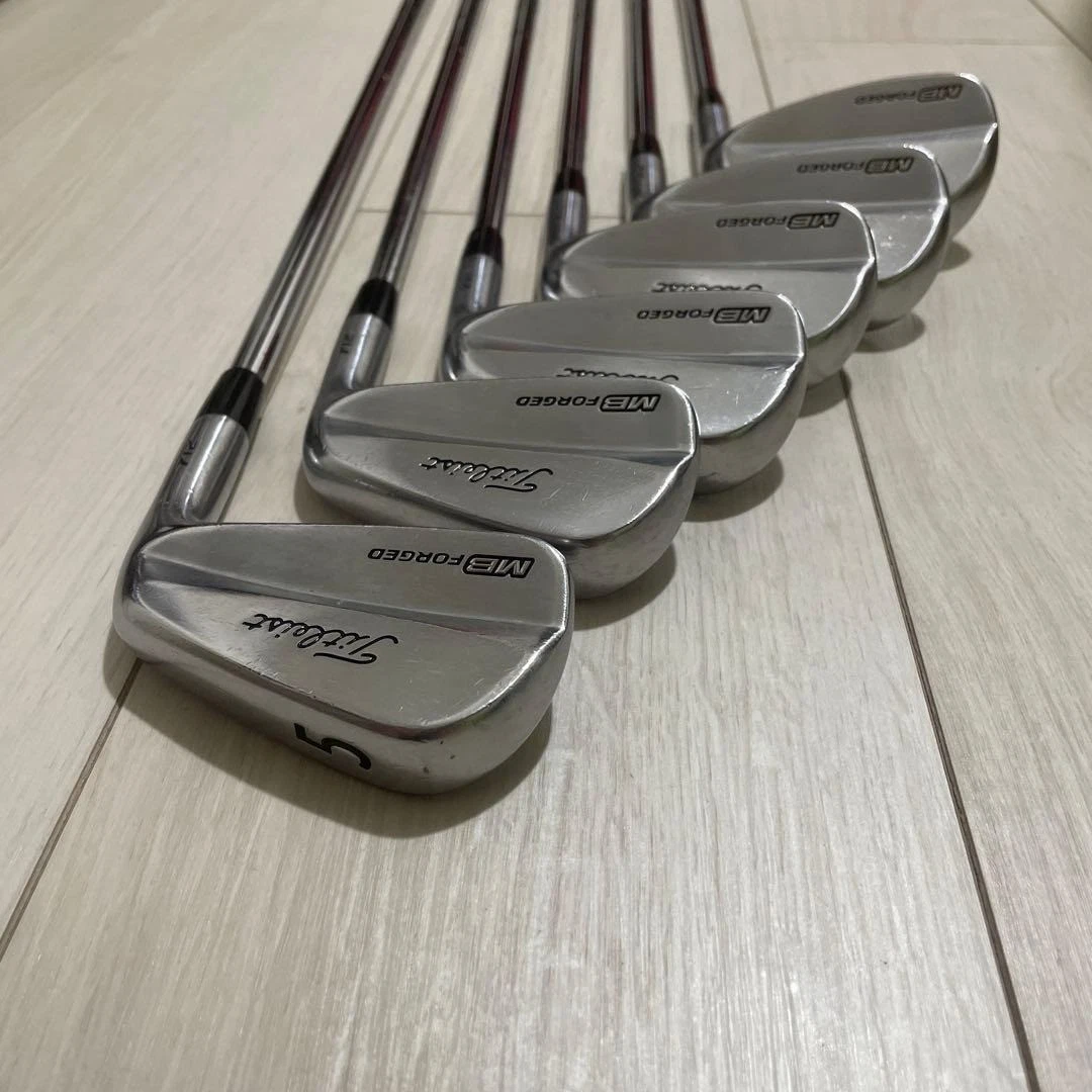 Titleist MB Forged 712 アイアンセット Titleist 712 MB Forged Muscle Back Single 4 Iron Dynamic Gold S300