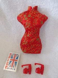 Vestido y zapatos rojos vintage Spice Girls, Ginger Spice, Geri Halliwell solo de moda - Imagen 1 de 2