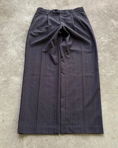 VTG Men’s Relaxed Pleated Pinstriped Dark Navy Wool Dress Pants USA 33x32 9” Leg - Picture 1 of 17