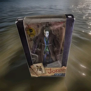 DC COLLECTIBLES REEL TOYS NECA THE JOKER 🔥  - Bild 1 von 14