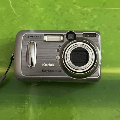 Kodak EasyShare DX6440 4.0MP Digital Camera - Silver PARTS ONLY DOES NOT WORK - Image 1 of 3