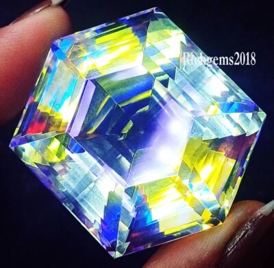 Loose Gemstones 190 to 200 Ct Mystic Quartz Rainbow Color With Certificate - Image 1 of 4