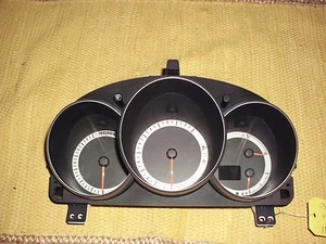 RACIMO DE VELOCÍMETRO MAZDA3 MAZDA 3 03-04 134106 MILLAS 4HBN8HB B-18 - Imagen 1 de 4
