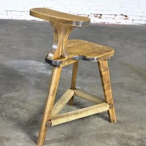 Silla deportiva o de apuestas de arce envejecido rústico base de tres patas - Imagen 1 de 21