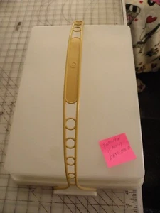 Vintage Tupperware Gold Fresh-N-Fancy Tray 622-5 Sheer Seal 623-7 Handle 624-22 - Picture 1 of 2