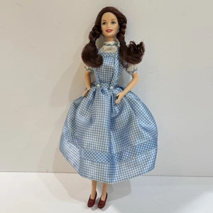 Vintage 1998 Dorothy Wizard Of Oz bambola parlante illumina rubino pantofole Mattel - Foto 1 di 5