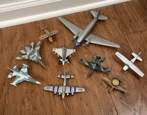 Lote De Colección De Modelos De Aviones 9 Aviones Algunos Maisto Diecast Perfecto Para Un Coleccionista - Imagen 1 de 9