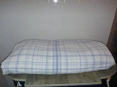 Pottery Barn Blue + White Duvet Cover: Yarn Dyed 45% cotton 55% Linen Full/Queen - Image 1 of 4