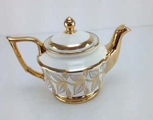 "Arthur Wood & Son # 4833 TETERA Dorada Floral INGLANDIA 9,5"" x 7,5" - Imagen 1 de 6