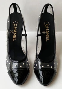 CHANEL BLACK PATENT LEATHER CC LOGO CLEAR TRANSPARENT WHITE PEARL HEELS PUMPS 38 - Picture 1 of 10