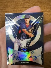 2019 Leaf Valiant Blue Prismatic /25 Noah Song #BA-NS1 Auto