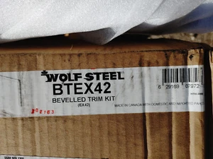 Napoleon Black Bevelled 3pc Trim Kit BTEX42 (G35ABW) - Picture 1 of 3