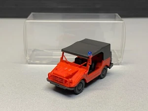 Audi DBGM SUV Kübelwagen Plane Geländewagen pick-up truck rot red Roco H0 1:87 - Picture 1 of 12