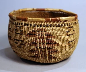 Antique N. Californa Karuk or Yurok Twined American Indian Basket c. 1900 - Picture 1 of 12