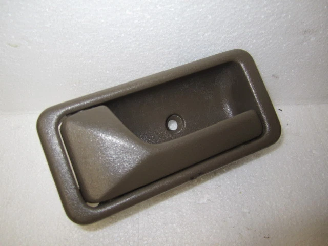 MAZDA MPV 96 97 98 1996 1997 1998 MANIJA PUERTA INTERIOR CONDUCTOR IZQUIERDA OEM MARRÓN Foto 1 de 2