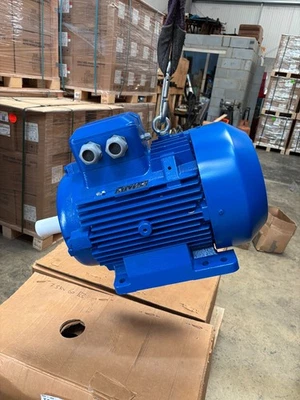 AMTECS MOTOR - 7.5KW - 6POLE - 400/690V - 160 FRAME - FOOT MOUNT  - IE3 - Image 1 of 3