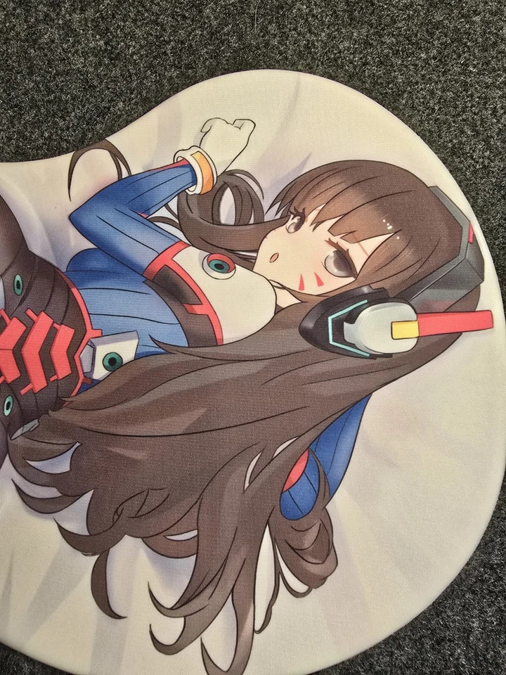 3D butt Anime Mouse Pad with Wrist Rest by overwatch D.va #01 Never Used - Image 1 of 4