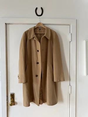 Vintage Pure Camel Hair overcoat Size 42 Hickey Freeman 40” Length - Image 1 of 4