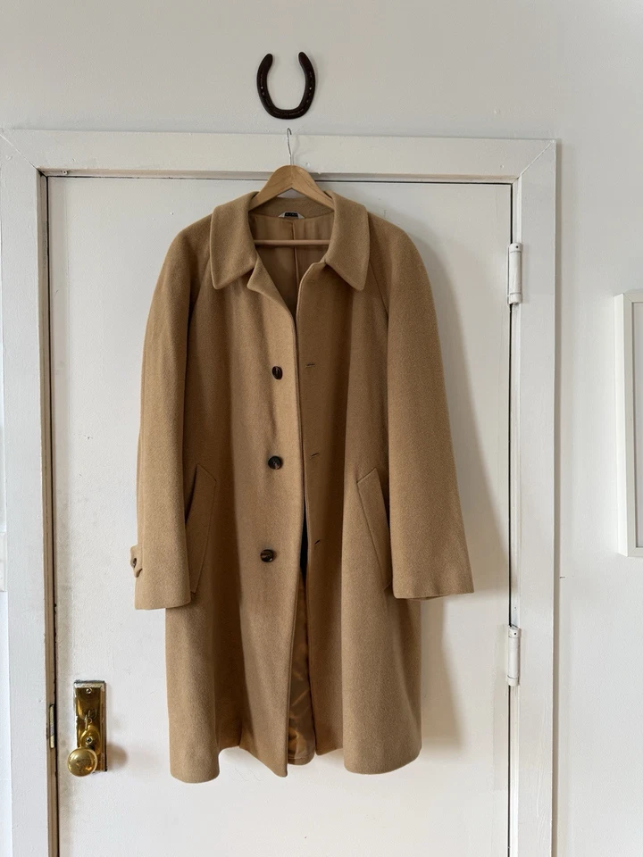 Vintage Pure Camel Hair overcoat Size 42 Hickey Freeman 40” Length - Image 1 of 4