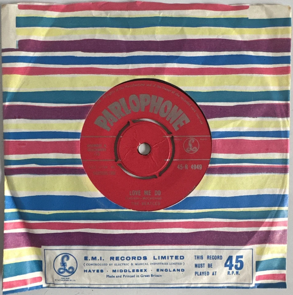 THE BEATLES LOVE ME DO VINYL 7” SINGLE PARLOPHONE UK 1962 FIRST PRESS - Image 1 of 4