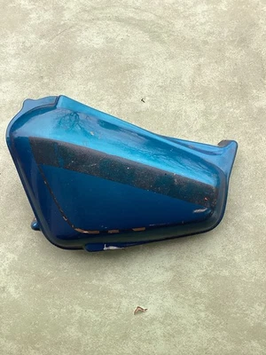 Cubierta lateral izquierda Honda CM200T Twinstar 200 CM200 1977 1980 83640-419-0000 FABRICANTE DE EQUIPOS ORIGINALES Foto 1 de 4