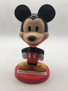 Figura Cabeza Bobble Mickey Mouse Disney Kellogg's Canada Sasco Inc 3 1/2" - Imagen 1 de 10