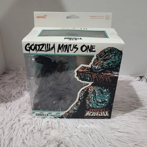 Figura Super Kaiju Rota Super7 Toho Godzilla Menos Un Mordedor de Tren 5.5 Pulgadas - Imagen 1 de 11