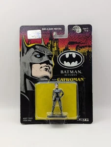 1992 Ertl Batman Returns 2" Die-cast Metal Figure - Catwoman - Picture 1 of 2