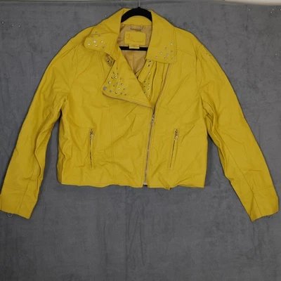 Chaqueta para mujer J2 By JouJou 2X amarilla tachonada imitación cuero moto cremallera motociclista bolsillos Foto 1 de 4