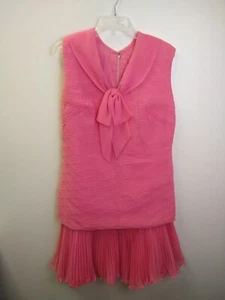 Vestido De Colección Hecho a Mano Años 60 Gasa Rosa Plisado Cintura Caída Barbie Mujer Pascua - Imagen 1 de 8