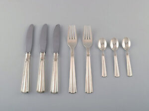  French Art deco dinner service in plated silver. App. 1940s